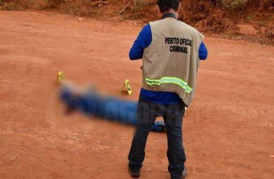 Homem Monitorado Por Tornozeleira Morto Pelo Menos Cinco Tiros Em