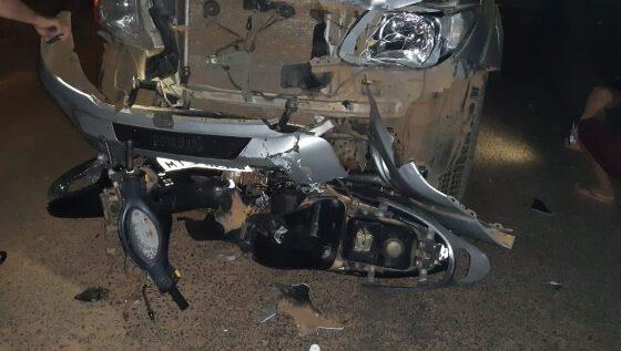 acidente caminhonete e moto lrv