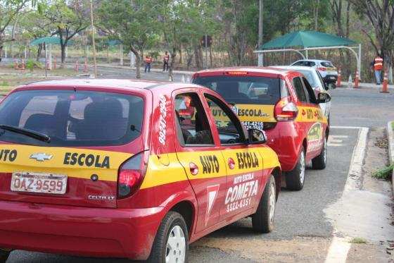 Candidato para realização da prova prática de direção na sede do Detran-MT