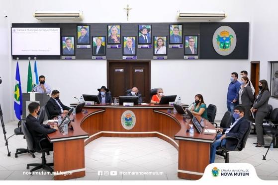  Primeira Sessão da Câmara