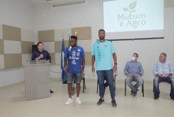 Nova Mutum Esporte Club apresentação de jogadores