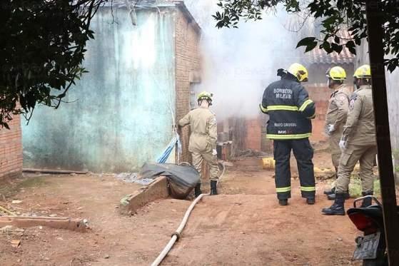 Incêndio em Quitinete bairro Bela Vista N.M