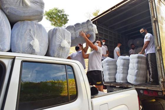 distribuição de cobertores 