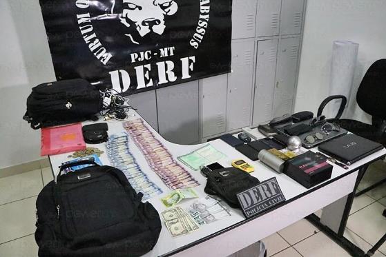dupla acusada de furtar veículos presa pela DERF
