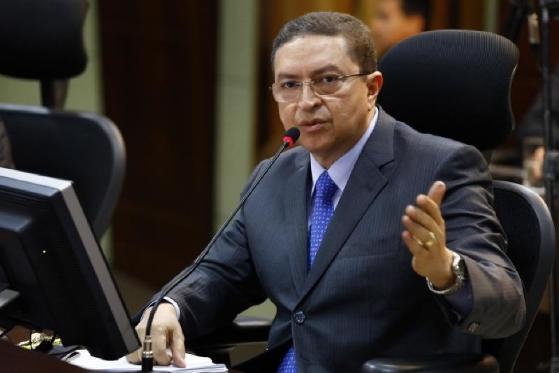 Conselheiro do TCE, Valter Albano