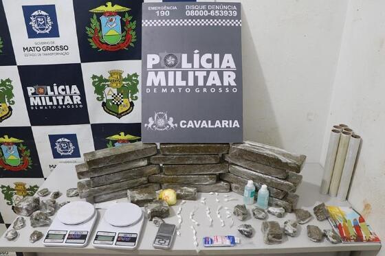 mais de 10 kg de Droga apreendida Cavalaria PM