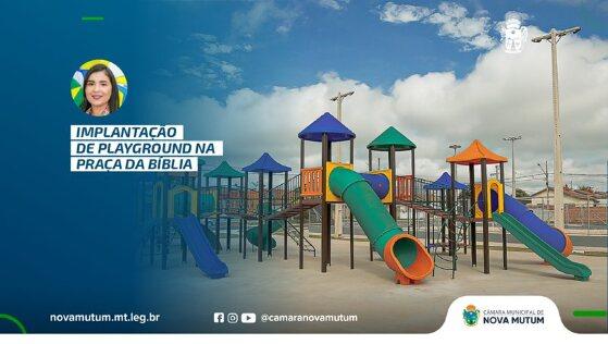 Instalação de playground na Praça da Bíblia