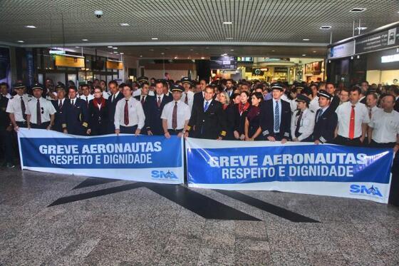 greve aeroporto, piloto, aeromoça