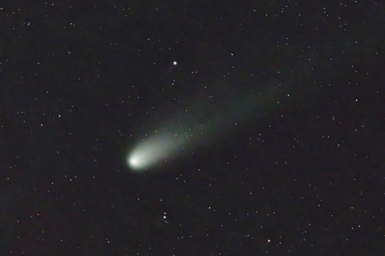 O cometa raro foi registrado por professor e estudantes da UFMT em Cuiabá/MT.