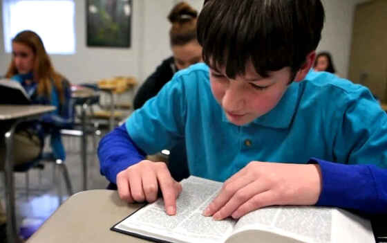 leitura bíblica nas escolas