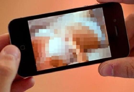 pornografia no celular