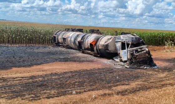 CAPA - carreta tanque incendiada