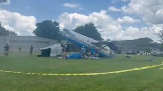 O avião caiu no Condado de Coffee, localizado na parte central do estado do Tennessee.