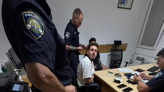jon vlogs com policiais 