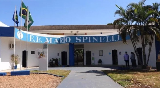 ESCOLA MARIO SPINELLI 