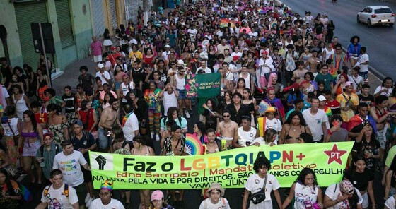 parada gay cuiaba