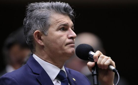 ZE MEDEIROS CAPA