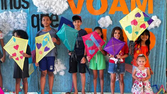crianças em diamantino
